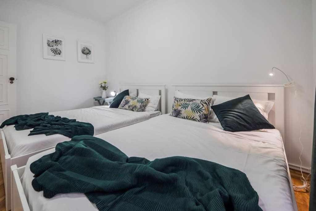 Apart Lisboa Confortavel 2 Quartos Com Terraco Odivelas  Eksteriør billede