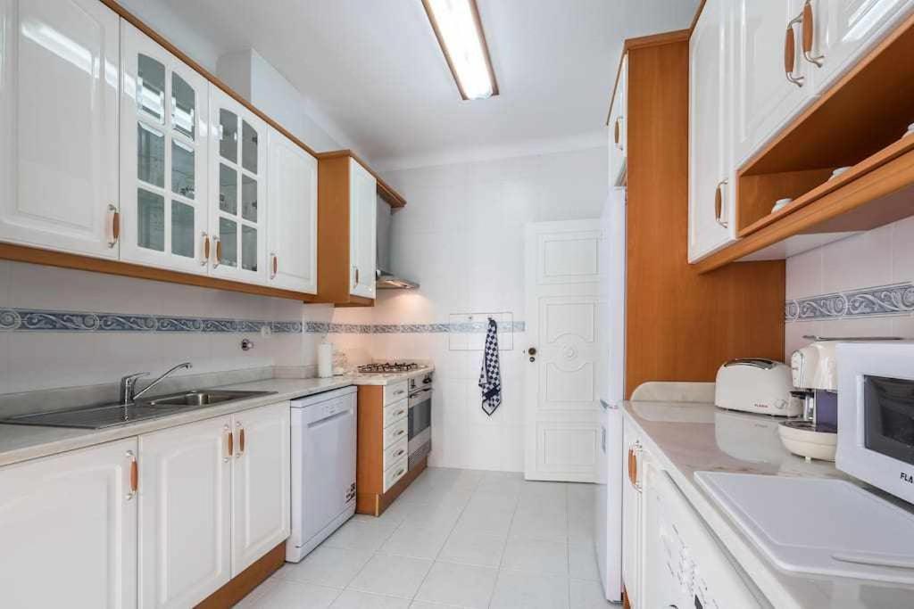 Apart Lisboa Confortavel 2 Quartos Com Terraco Odivelas  Eksteriør billede