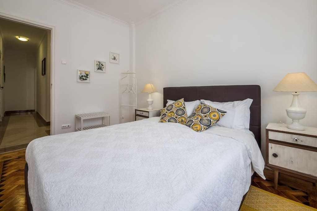 Apart Lisboa Confortavel 2 Quartos Com Terraco Odivelas  Eksteriør billede