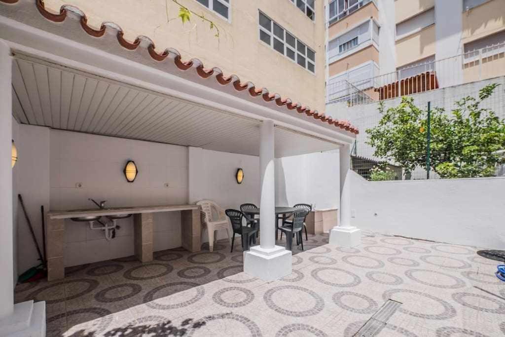Apart Lisboa Confortavel 2 Quartos Com Terraco Odivelas  Eksteriør billede